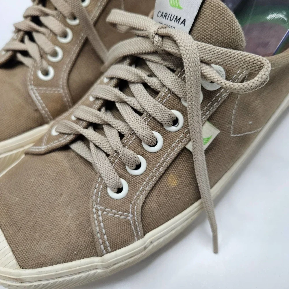 Cariuma Oca Low Taupe Olive Green Canvas Sneakers W9.5 M8 Shoes‎